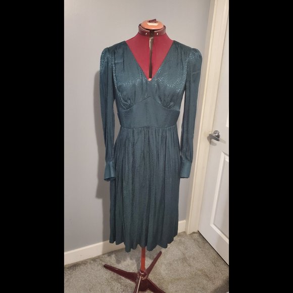 Green leopard print dress - Picture 1 of 4